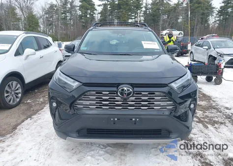 2025 Toyota Rav4 Limited z USA, uszkodzony, nr VIN 2T3N1RFV0SW597370